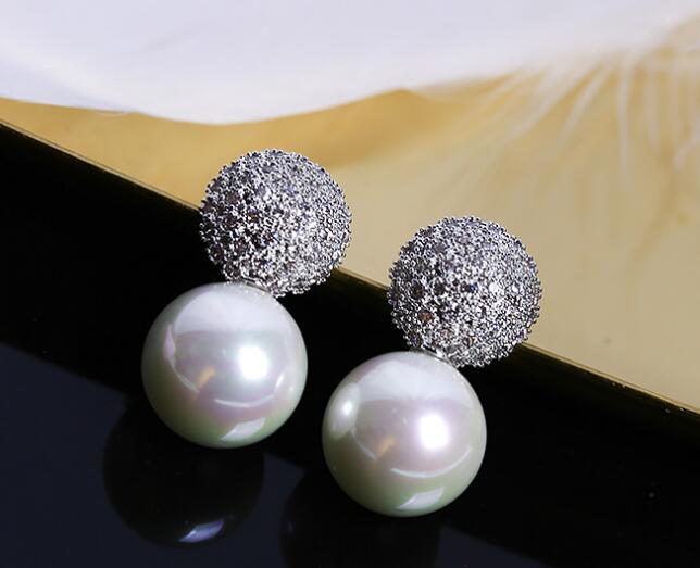 Elegant Crystals Stud Earrings