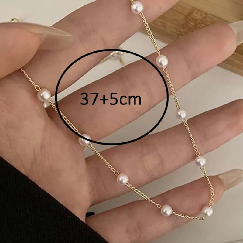Creative Retro Elegant Necklace Women